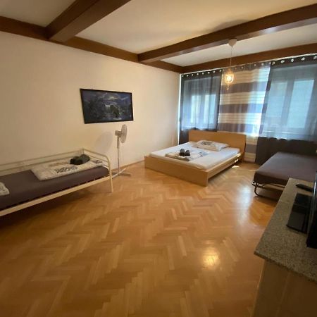 Apartment4U Graz Bagian luar foto