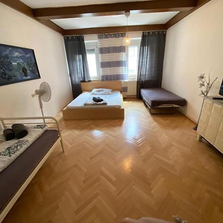 Apartment4U Graz Bagian luar foto